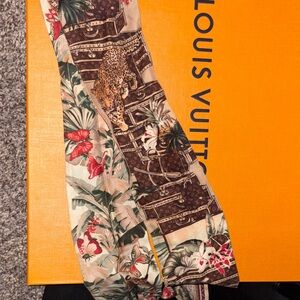 Louis Vuitton Exotic Floral Purse Scarf